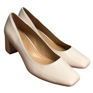 NWT Naturalizer Karina Satin Pearl Bone Classic Leather Pump Size 9.5 Wide